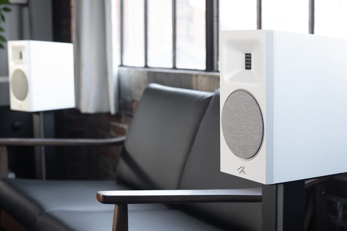 MartinLogan Motion B10 loudspeaker